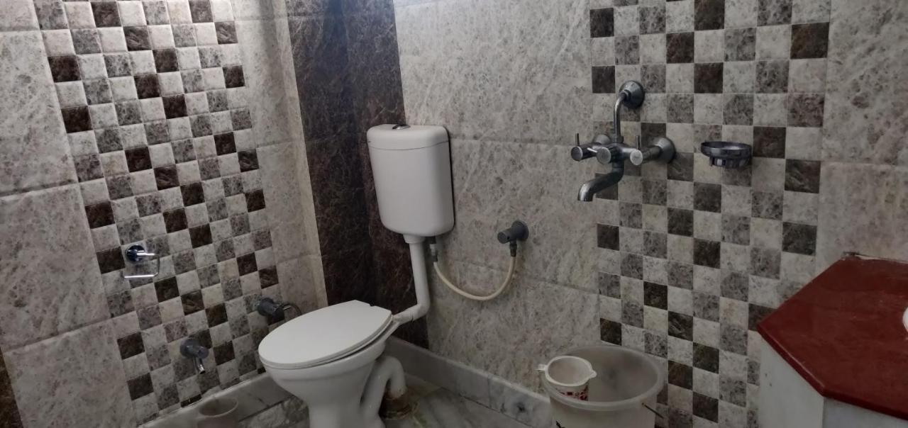 Hotel Shakuntala Katra  Bagian luar foto