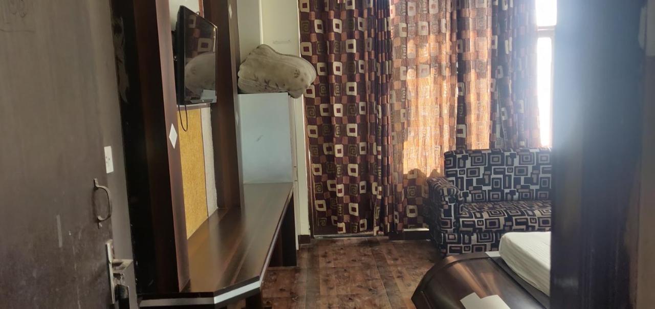 Hotel Shakuntala Katra  Bagian luar foto