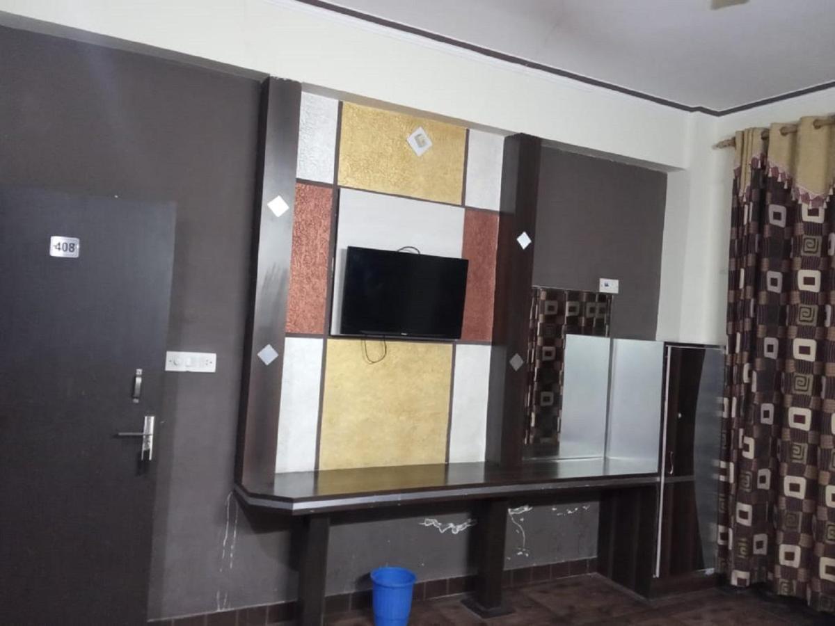 Hotel Shakuntala Katra  Bagian luar foto