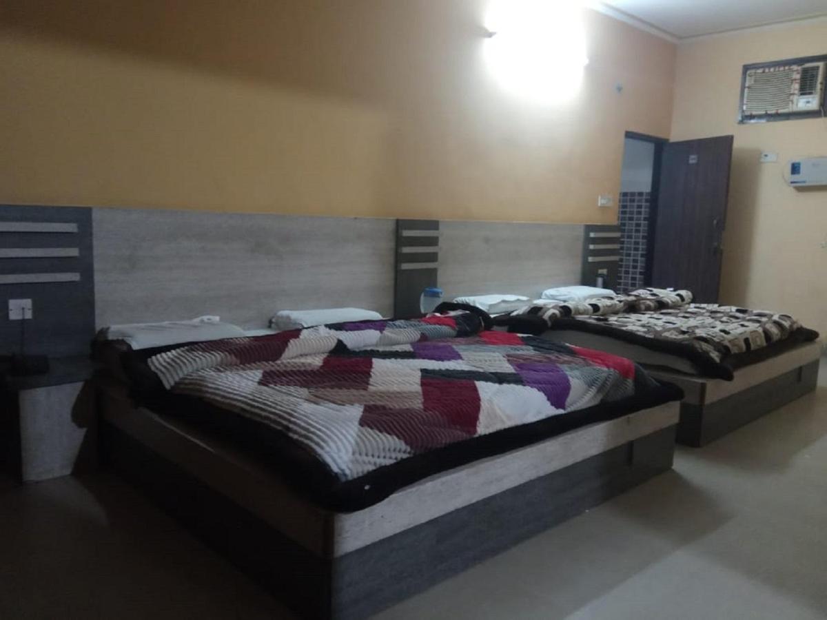 Hotel Shakuntala Katra  Bagian luar foto